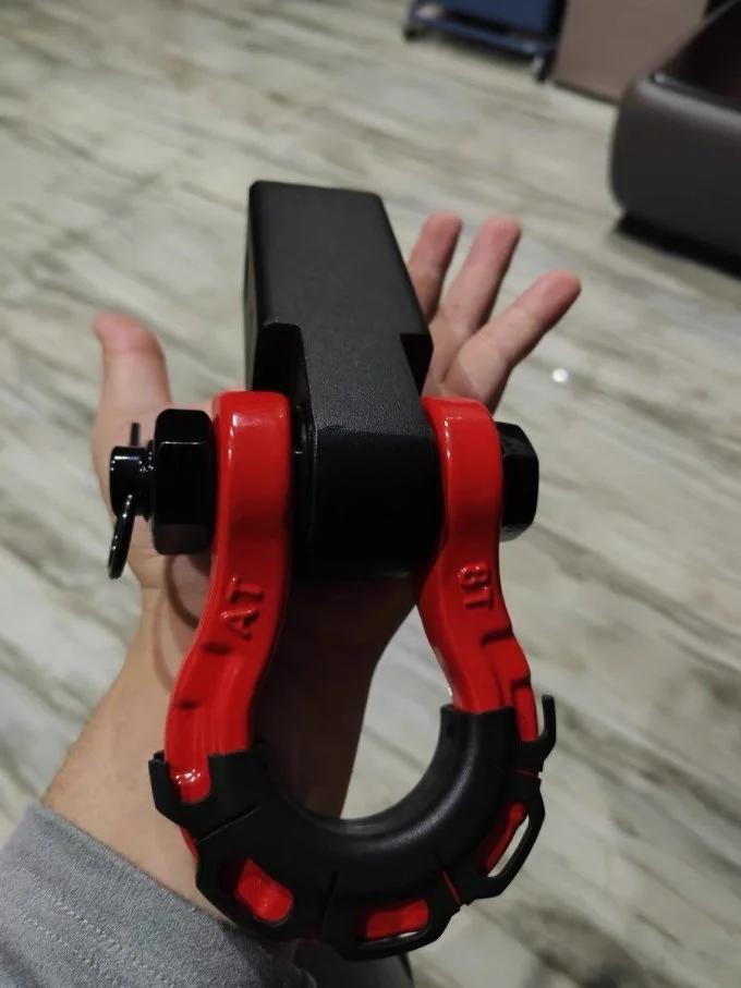 很多人对于越野，或者看网上的视频，觉得非常麻烦，需要准备的东西非常多，但是对于不