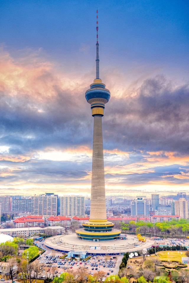 电视塔现在还有用吗
世界上最高的10个电视塔,中国占了一半。现在的电视都是有线电