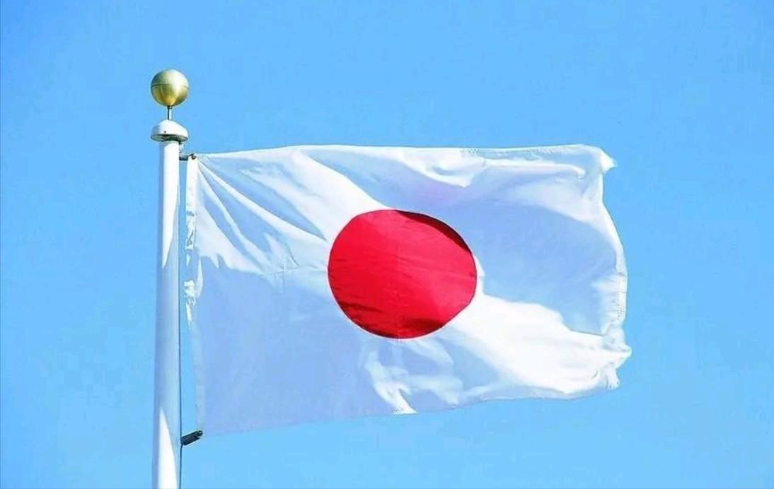 日本惊出一身冷汗！日本军舰刚挑衅性的经过台湾海峡，朝鲜直接朝着日本经济海域方向发