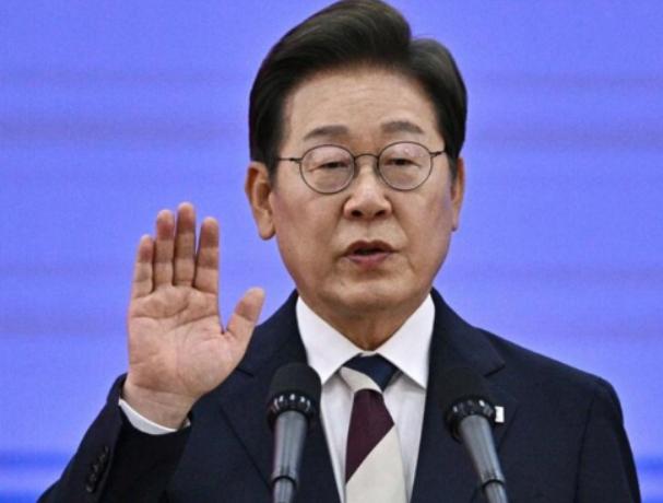 我宣布，李在明是个说话算话的人！反华势力闹事，中使馆向韩方求助，李在明很给力，罪