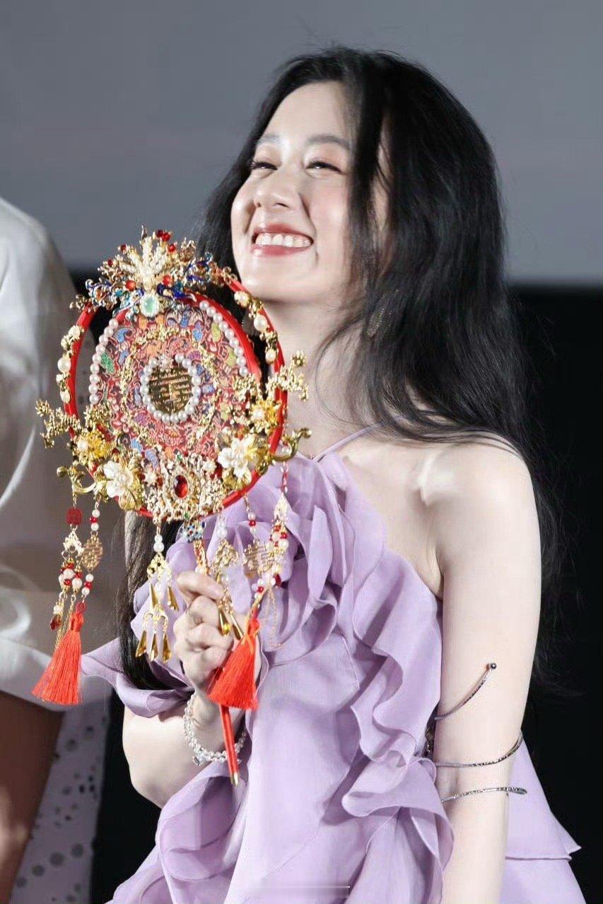 包上恩[爱慕][锦鲤附体][爱慕][锦鲤附体][色][舔屏][舔屏][舔屏][色