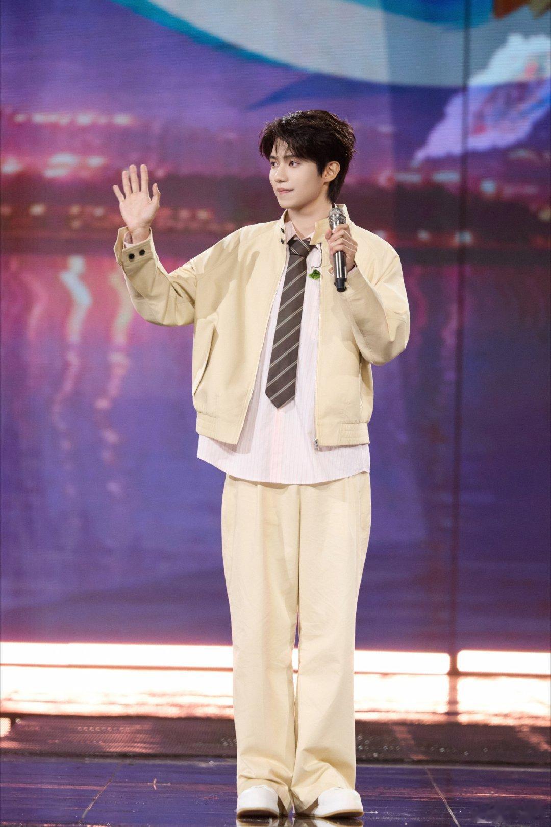罗一舟还珠 💚罗一舟景渊 晚安[月亮]一舟✨八音盒播放着爱你的旋律 生生不息 