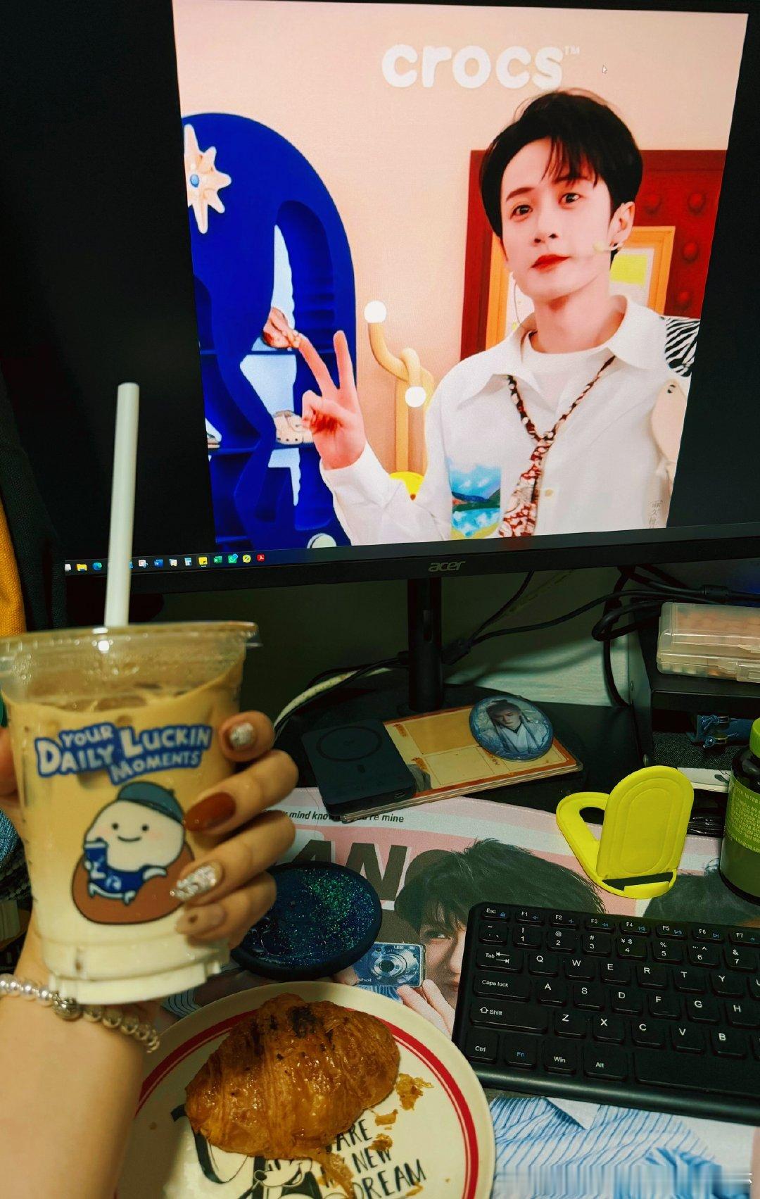每日一餐分享[超话] [心]每日一餐分享 今天在家办公～来一杯我爱的Mascar