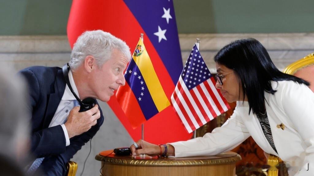美国：中国在委内瑞拉的石油债权全部作废！美国能源部长克里斯·赖特访问委内瑞拉，不