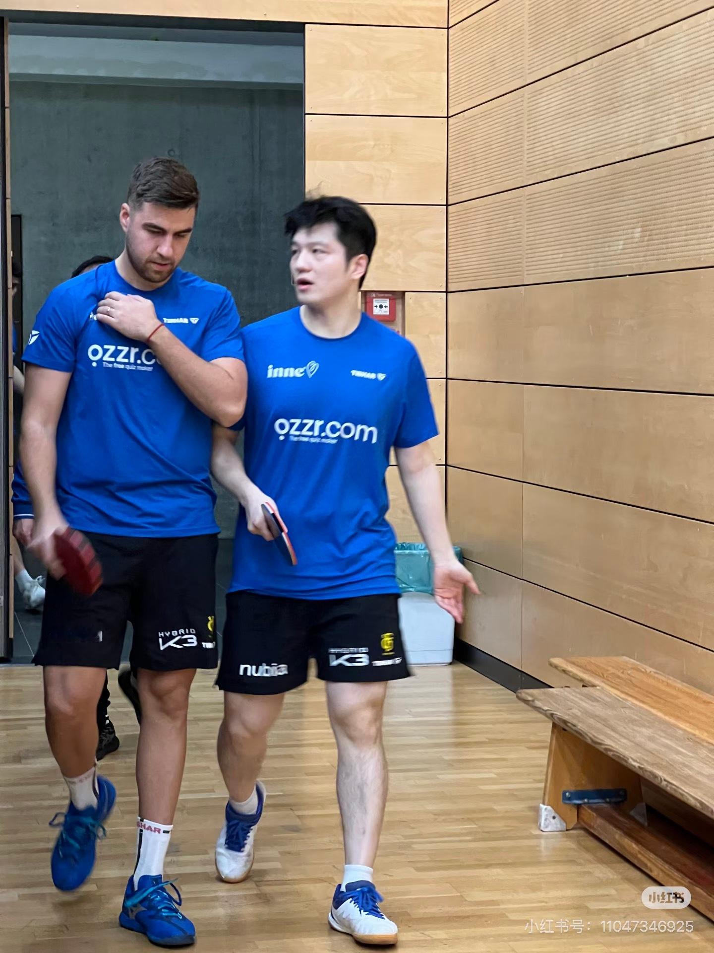 真·白到发光啊。。。樊振东德甲