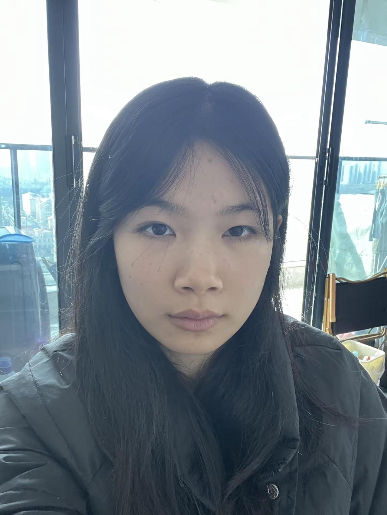 就像是美的不可方物素颜