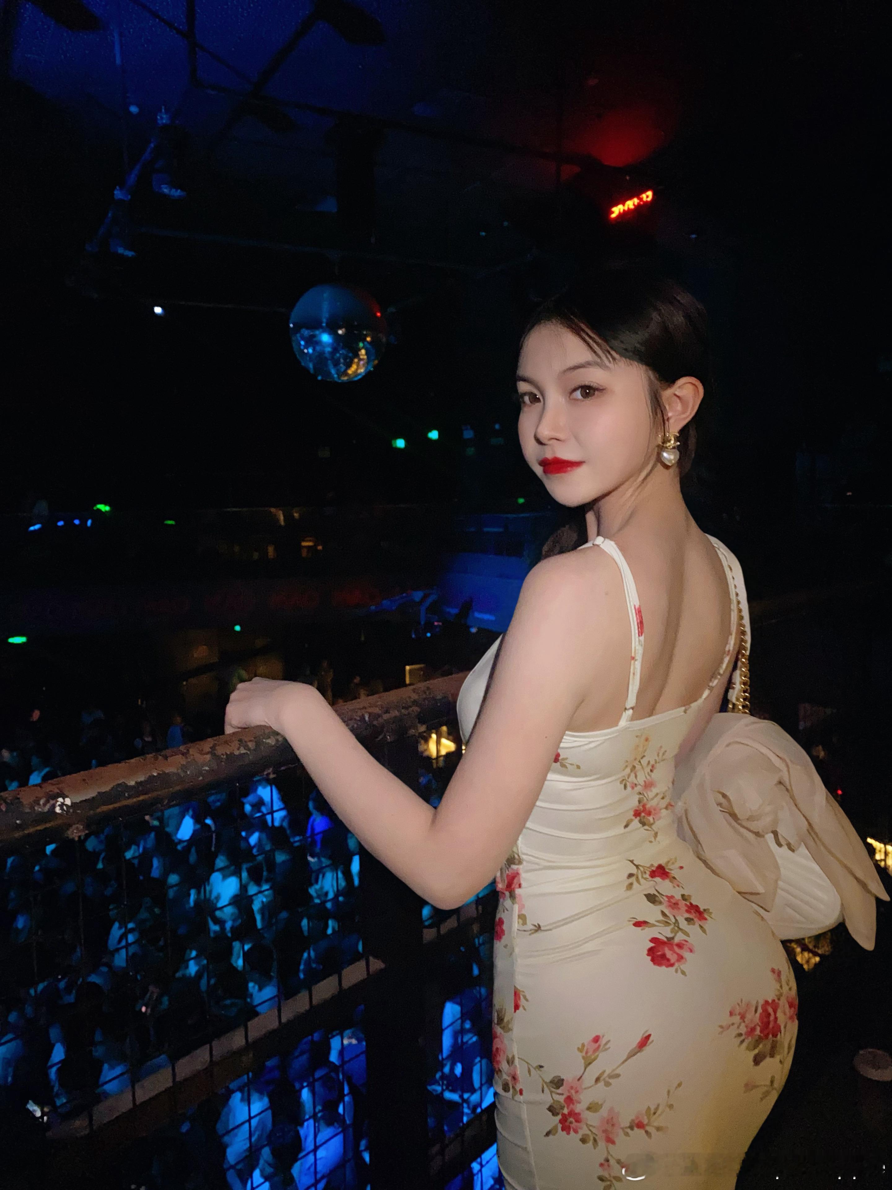 不需要挽留是场很精彩的Live 感谢邀请♥️#人人运动家# ​​​
