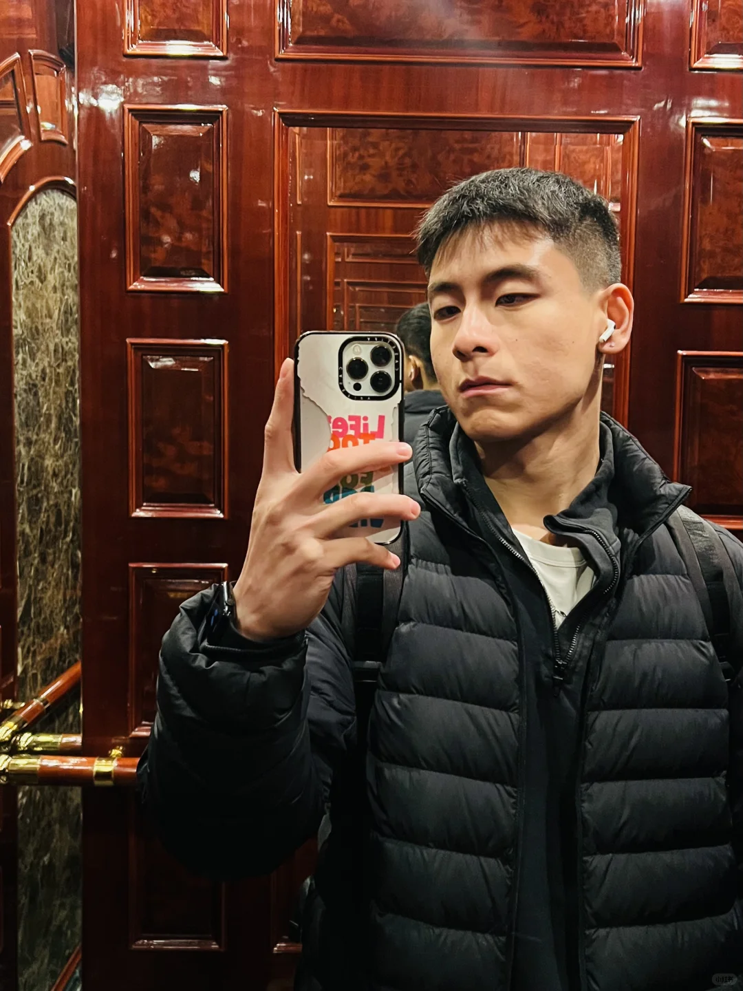 像蒋奇明吗？不像删了