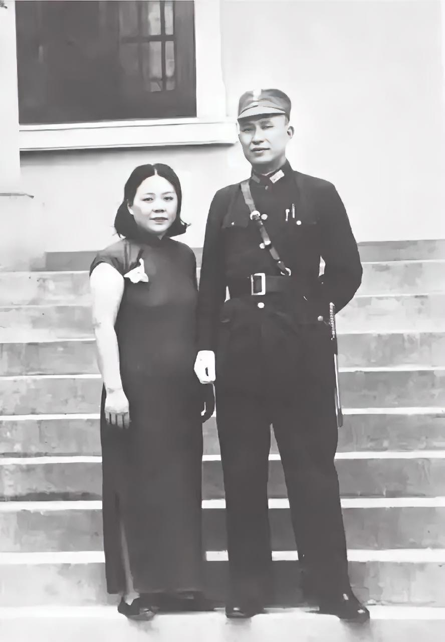 1930年，白崇禧出差时找了一个情妇，白妻逼着他斩断孽缘，可情妇已经生有一子要如