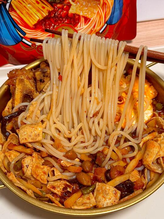 这个口味的螺蛳粉真的好吃出新高度了…！