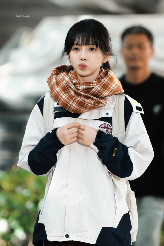 田曦薇好美好美的一套 真的是我在学校会暗恋整个学生时代的女神… 