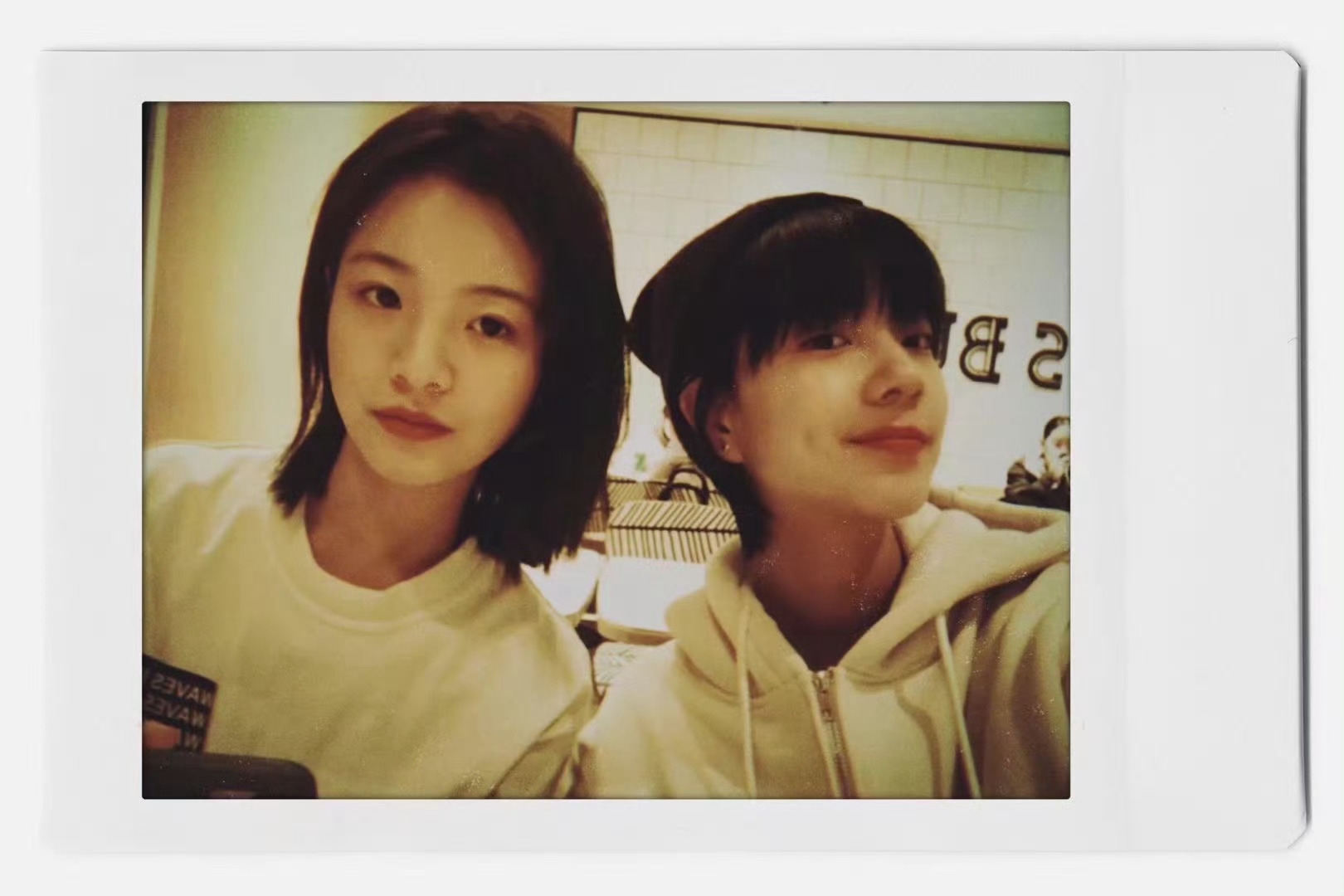 庄达菲和李庚希从短发走到长发庄达菲给李庚希庆生发博庄达菲给李庚希发布的庆生博，配