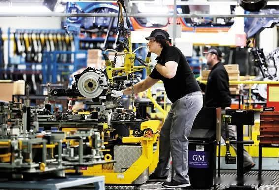 近三成英国工人担忧岗位被AI取代
 
根据对数千名员工的调查，超过四分之一（27