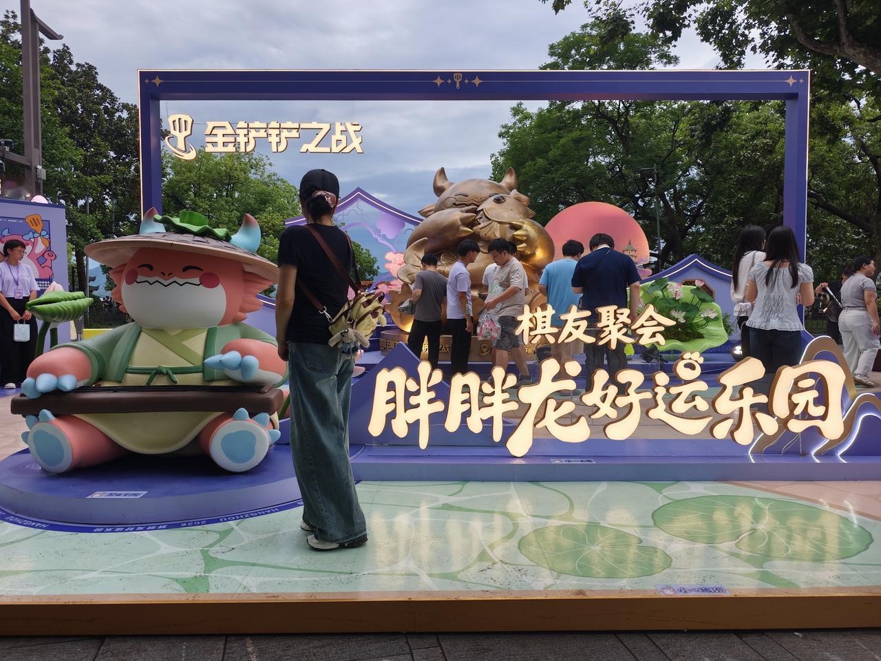 参加汽车征文过分固然可以获得好的收益，尤其是在被限制推荐没有流量的时候，平时写作