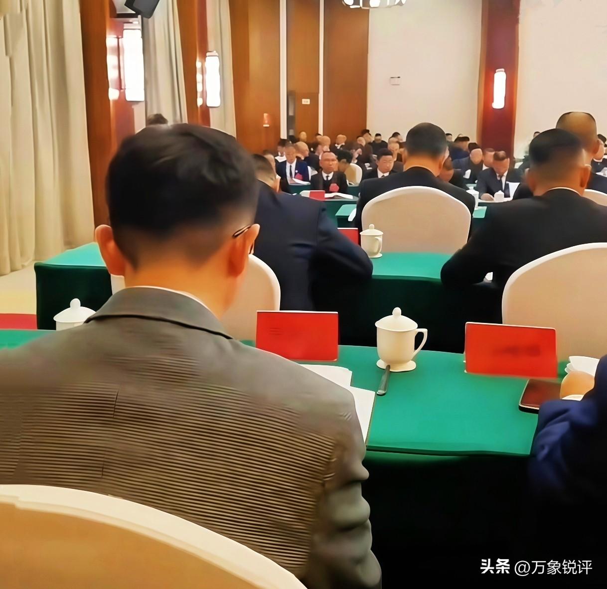 最近台独作妖，一再触碰我方红线，看的令人震惊而愤怒。但又没办法惩罚这些作死的背叛