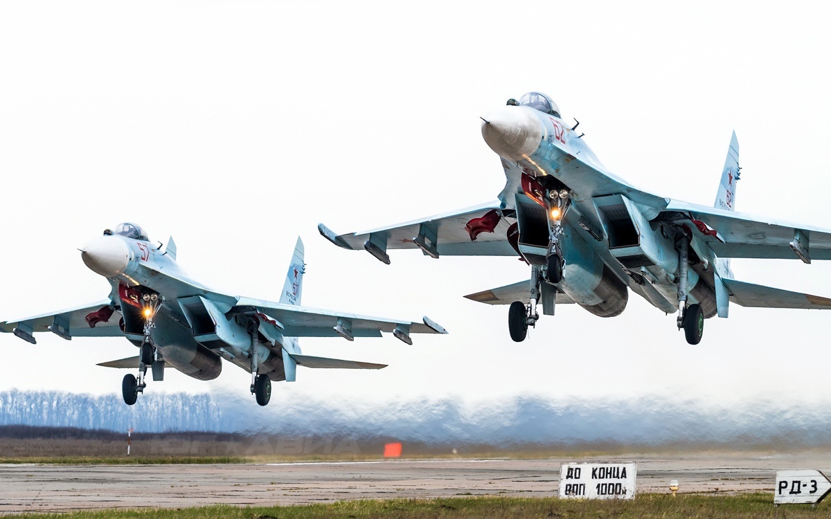 苏霍伊影像集  近卫红旗罗斯托夫顿河歼击航空兵第3团的Su-27SM3（Су-2