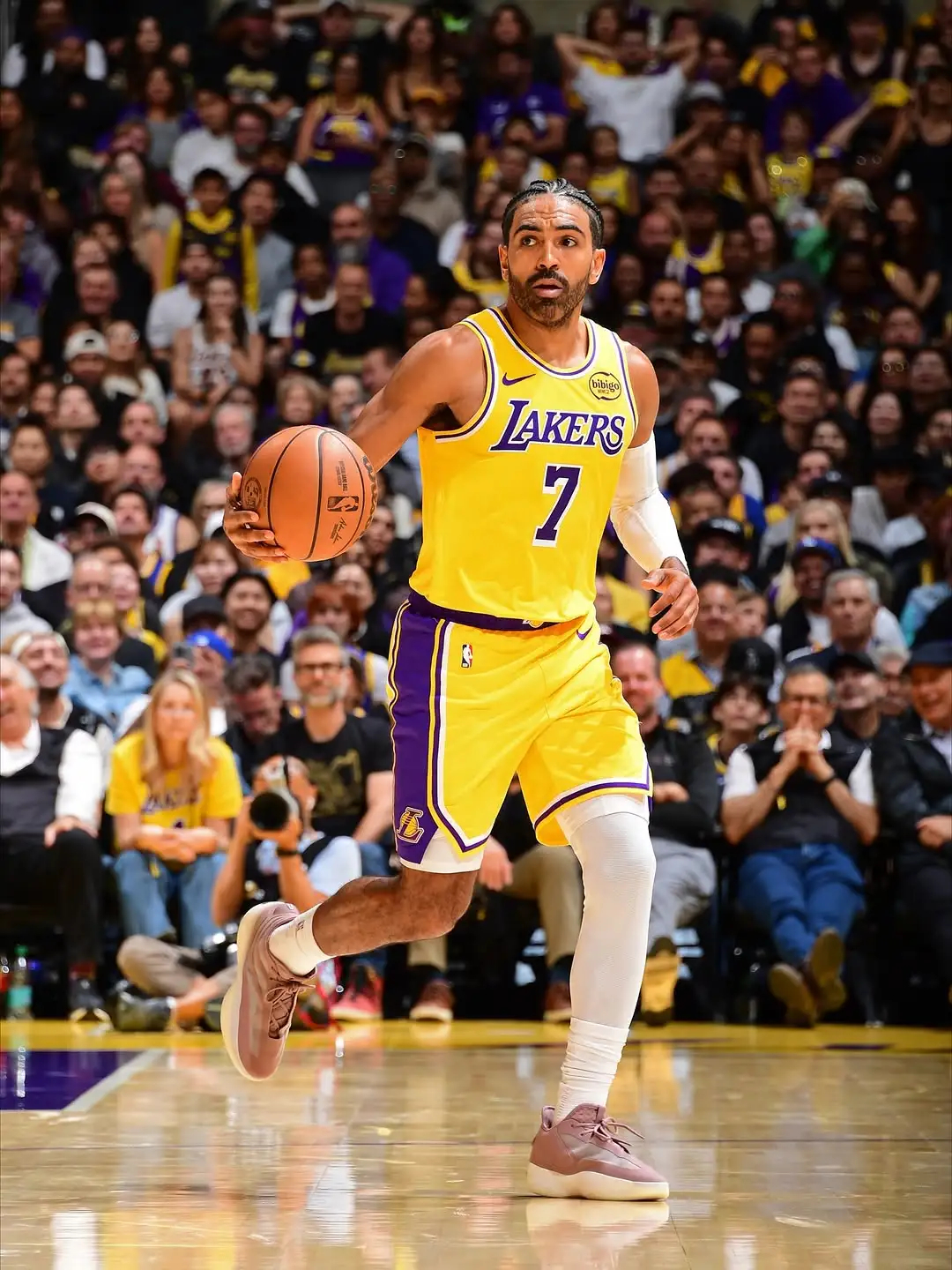 文森特采访放话挑战者：尽管来低位单打我！