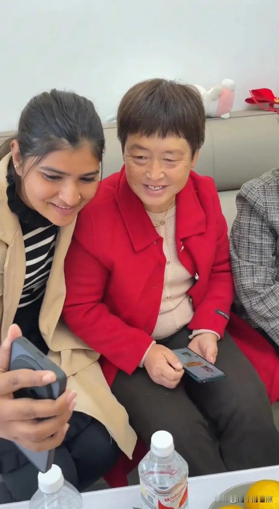 小王为了明天的华生专场真是拼尽全力，连续数日大力宣传华生小家电。
今天，他在睢县