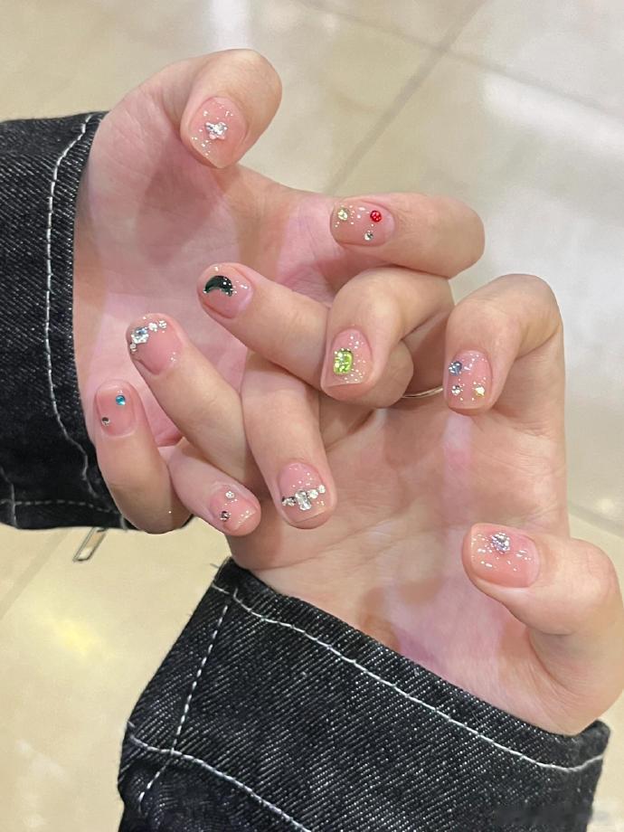 谁做谁好看的春日漂亮美甲合集💅 