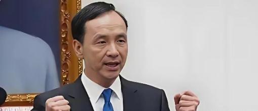 中国大陆要清醒了，台湾只要有马英九，朱立伦，洪秀柱，想实现和平统一，有点难，这三
