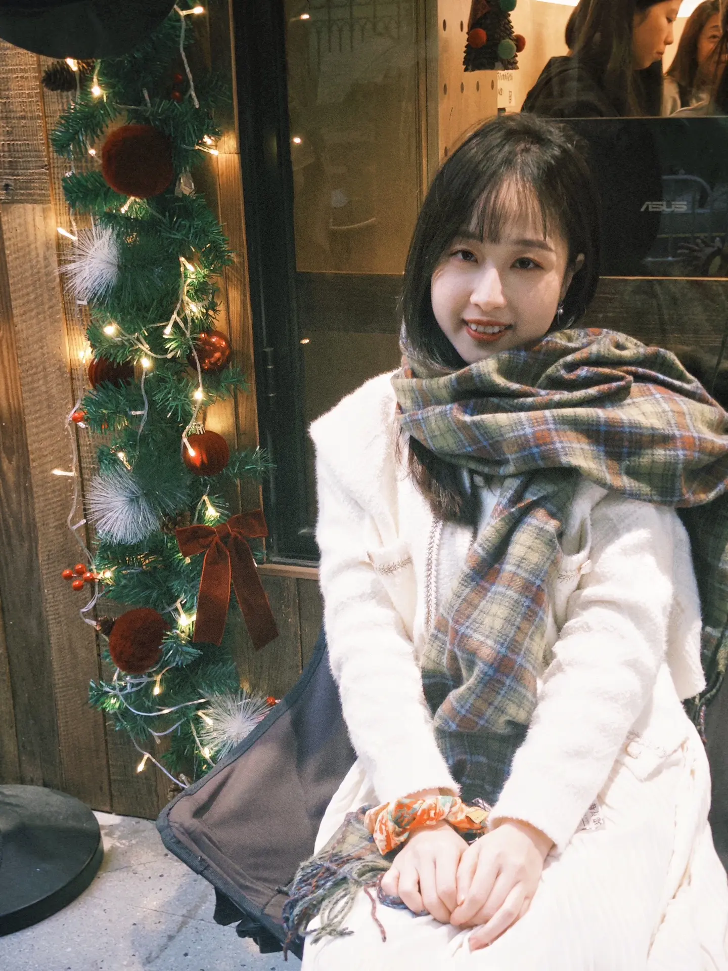 写了卡片能寄给谁