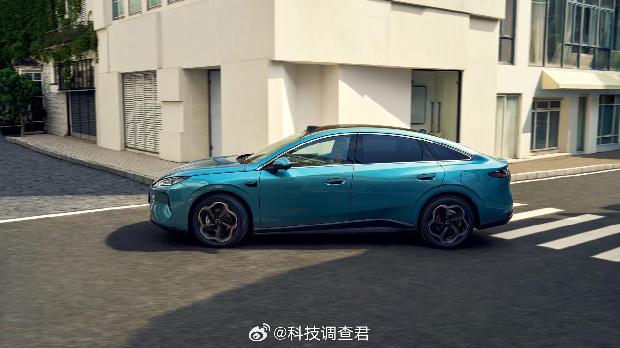 8月11日比亚迪海洋网2027款海豹06上市，推出纯电EV、插混DM‑i双动力，