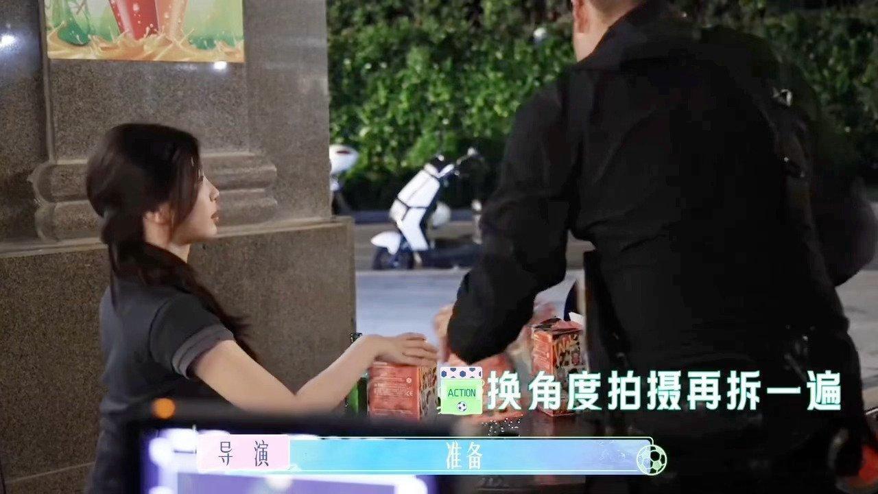 虞书欣的娃都有戏份谁能想到虞书欣的随身娃娃wakuku进《灿如繁星》客串，萌娃喜