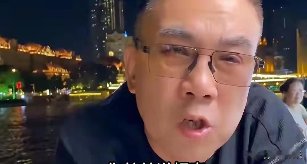某地文旅发的《通报》，有“疗效”吗？

某地文旅通报发出后，自媒体上吵的不亦乐乎