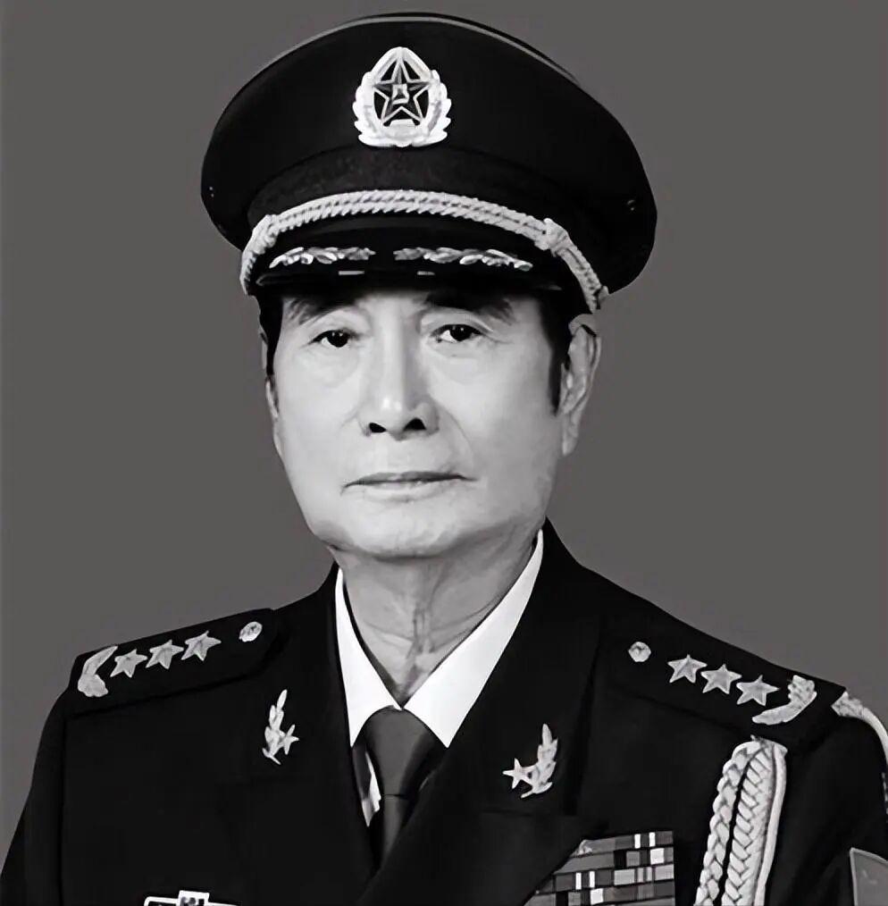 1947年秋，东北民主联军攻打营盘据点。张万年排长带爆破组炸敌地堡，被密集火力压