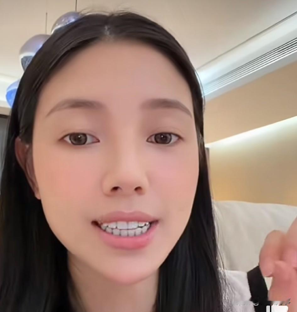 兜儿自曝，一大家的开销都要靠自己！

             兜儿自曝一大家的