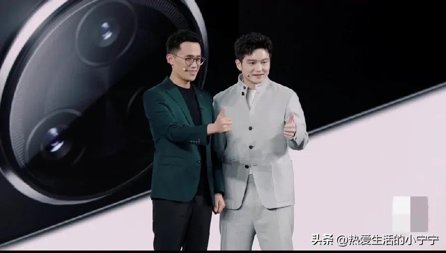 红米k80/K80 Pro，发布会刚刚开完，价格与上一代持平，K80，2499起