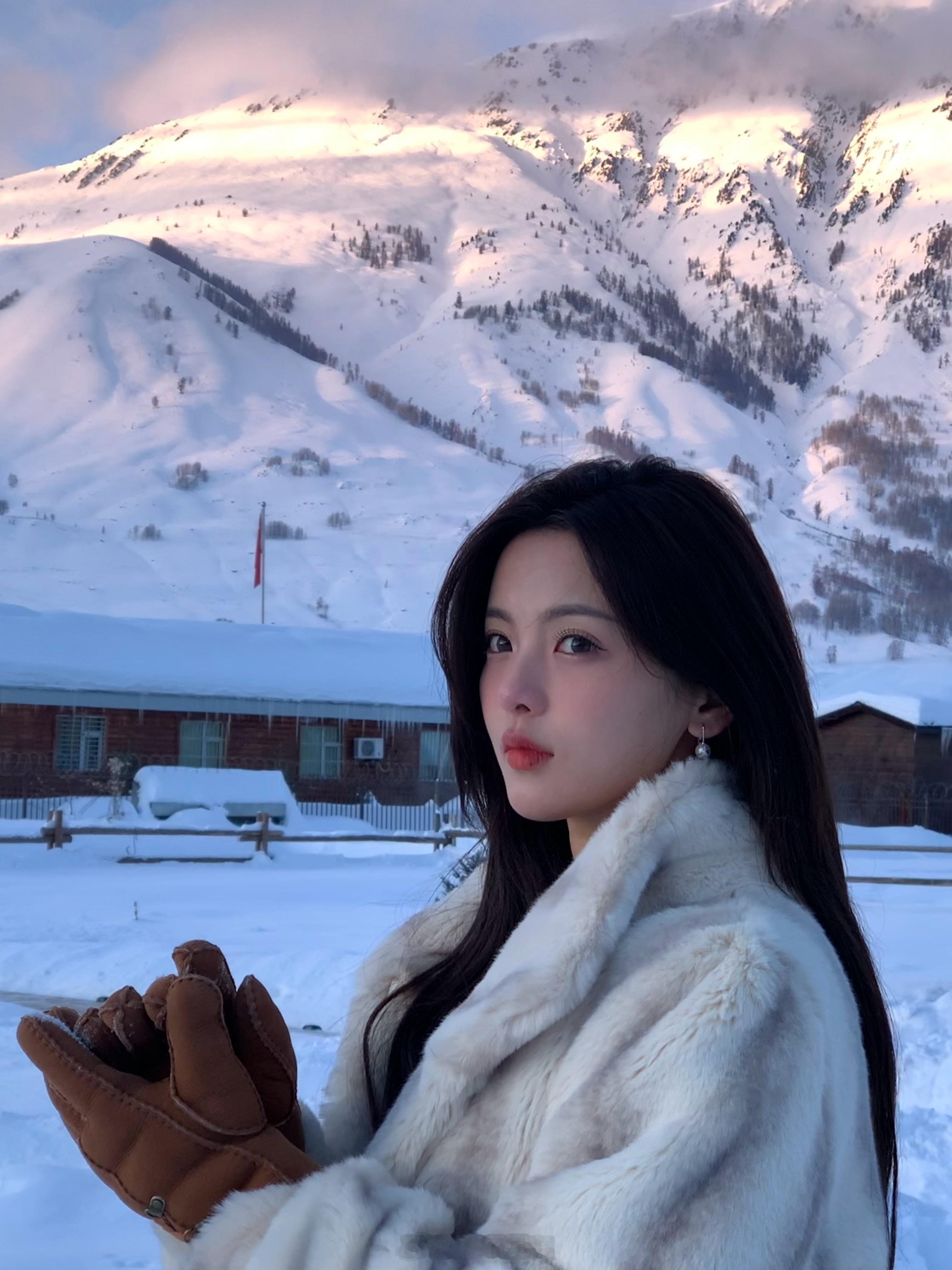 杨超越 
