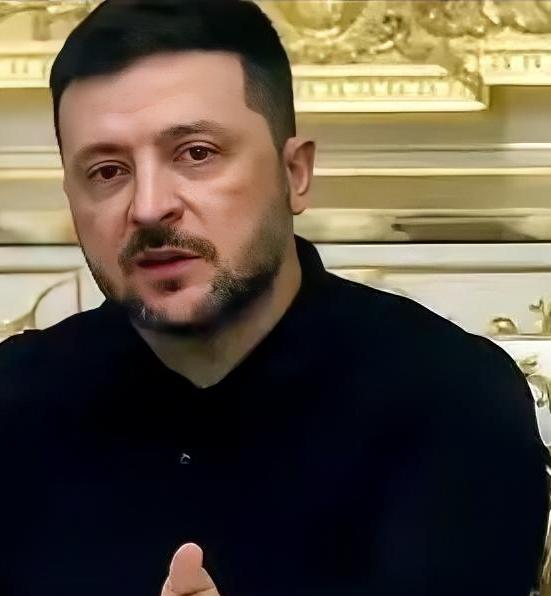 俄乌局势突然出现戏剧性的变化！泽连斯基一句实在话在网上炸开了锅：美国竟然在悄悄解