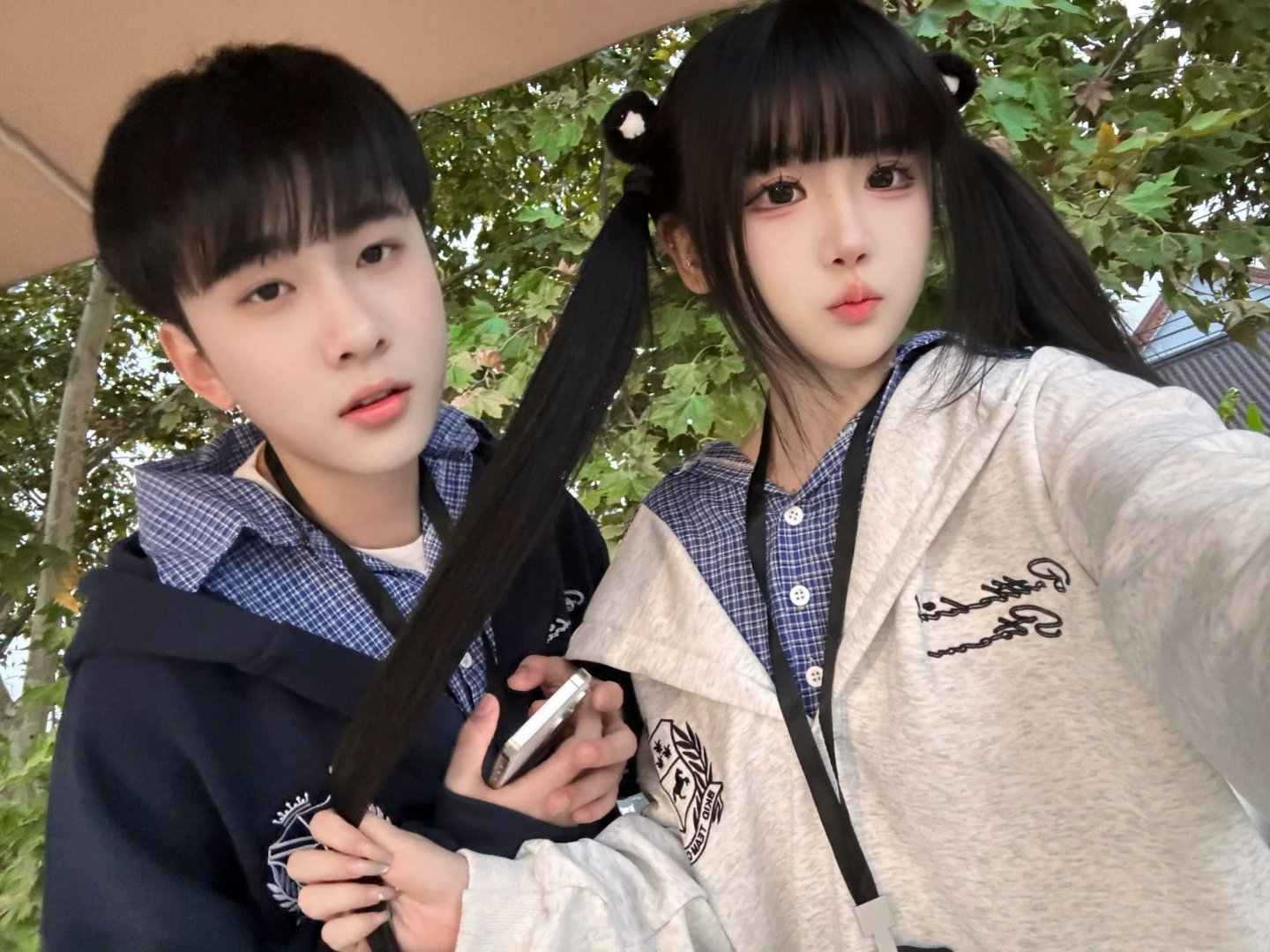 杨清柠说王乐乐结婚自己给当伴娘这俩人一出来我的回忆立马被拉回到17和18年了，今