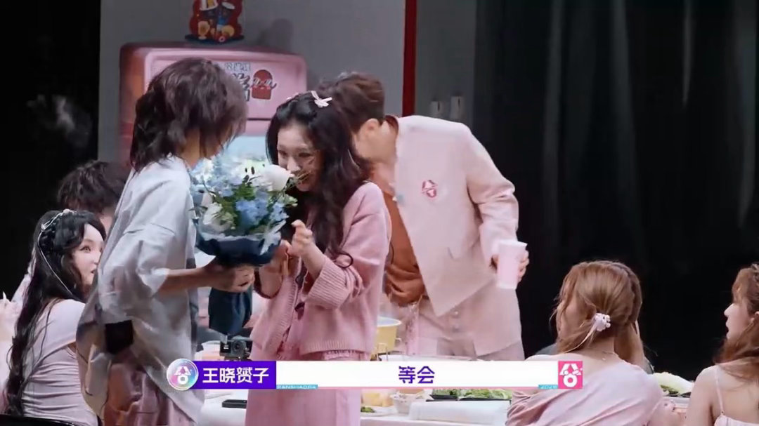 王晓赟子代露娃从师姐到嫂嫂🫂早年相处以师姐相称，随着缘分递进改换称谓，王晓赟子