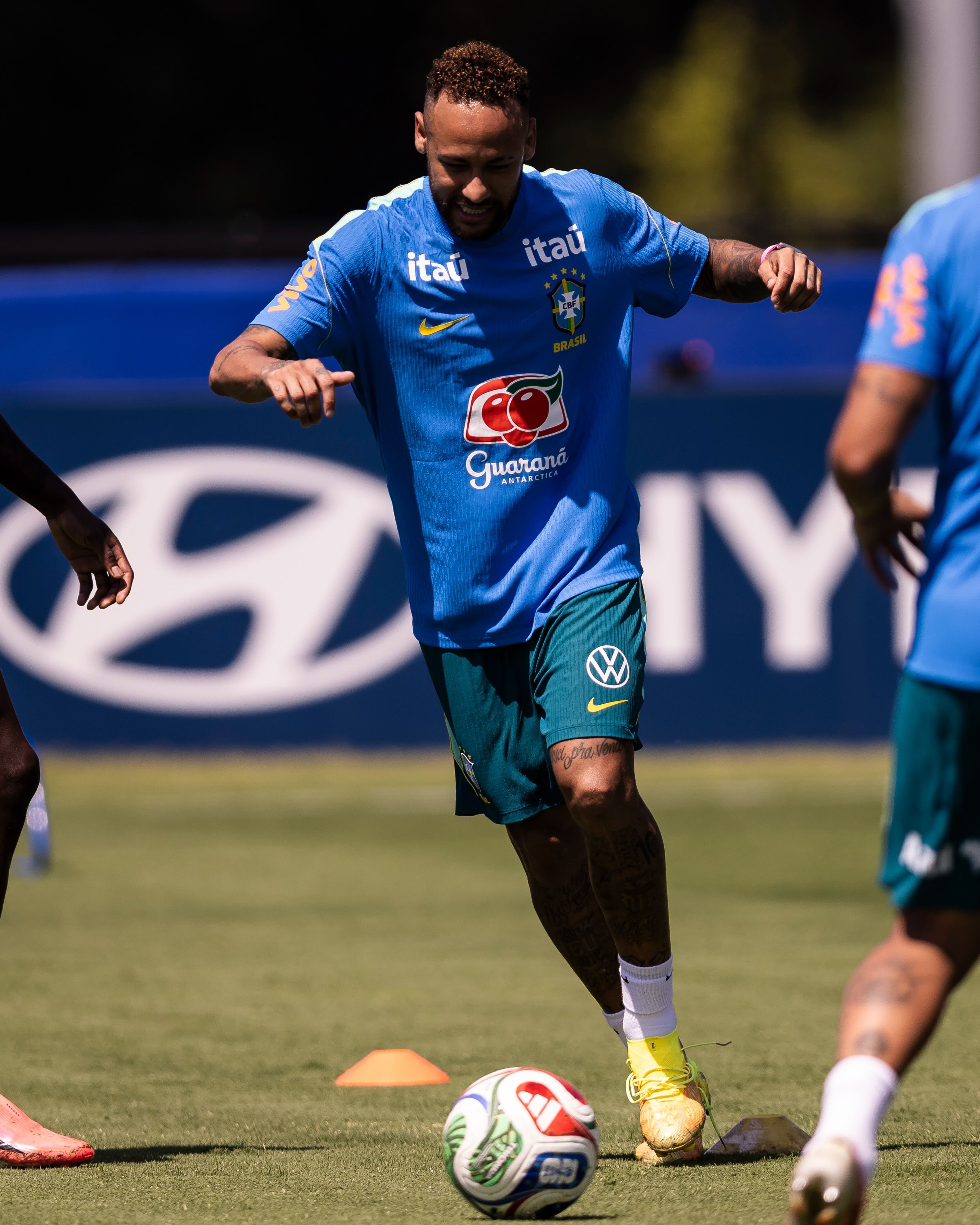 neymar 周四训练内马尔