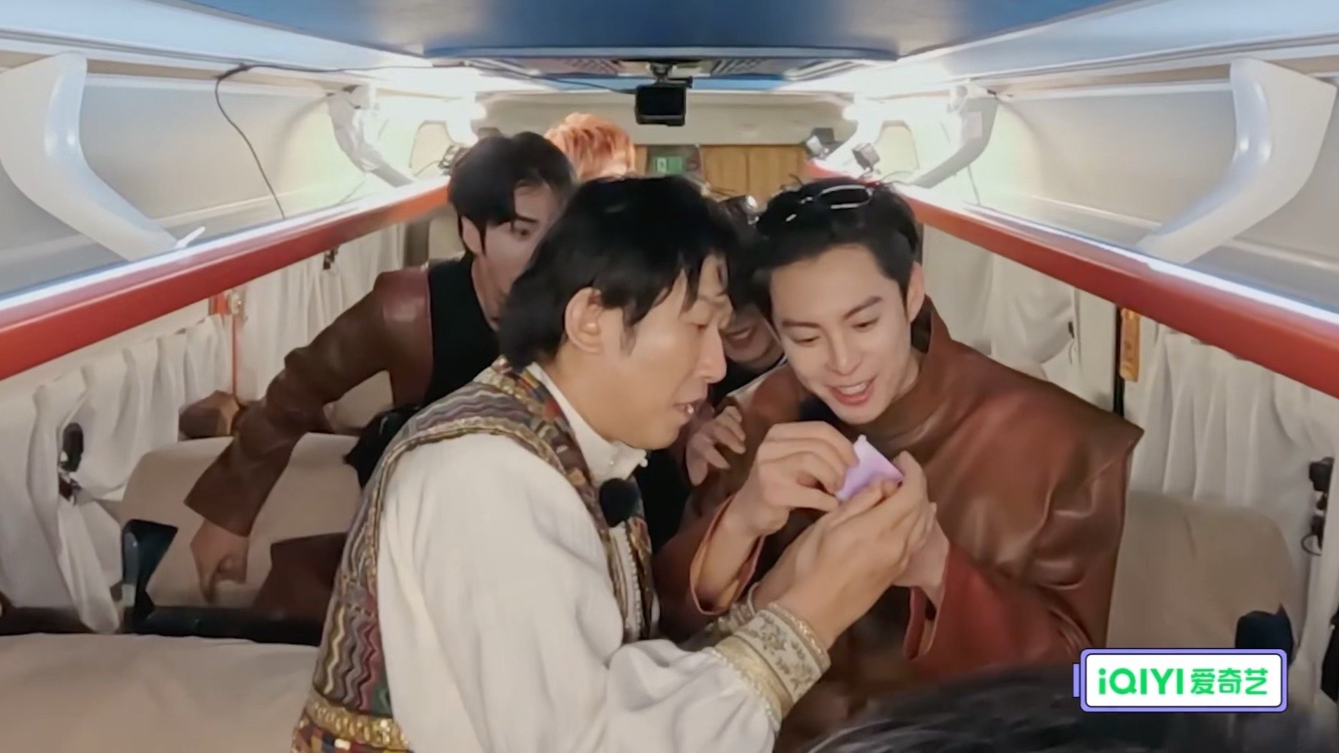 鹤棣能不能让我吸吸欧气