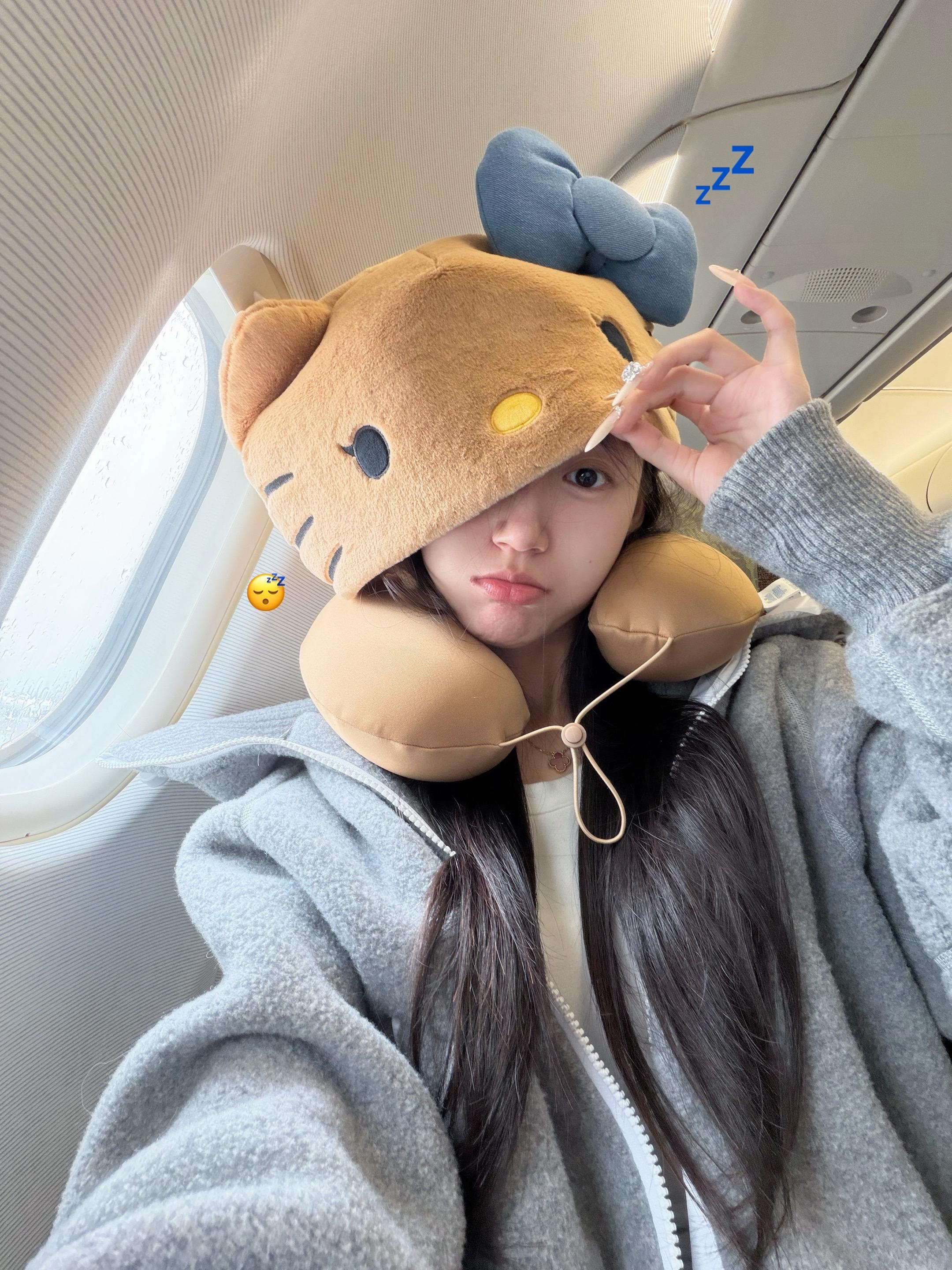 也许还可以更快乐一点✈️。