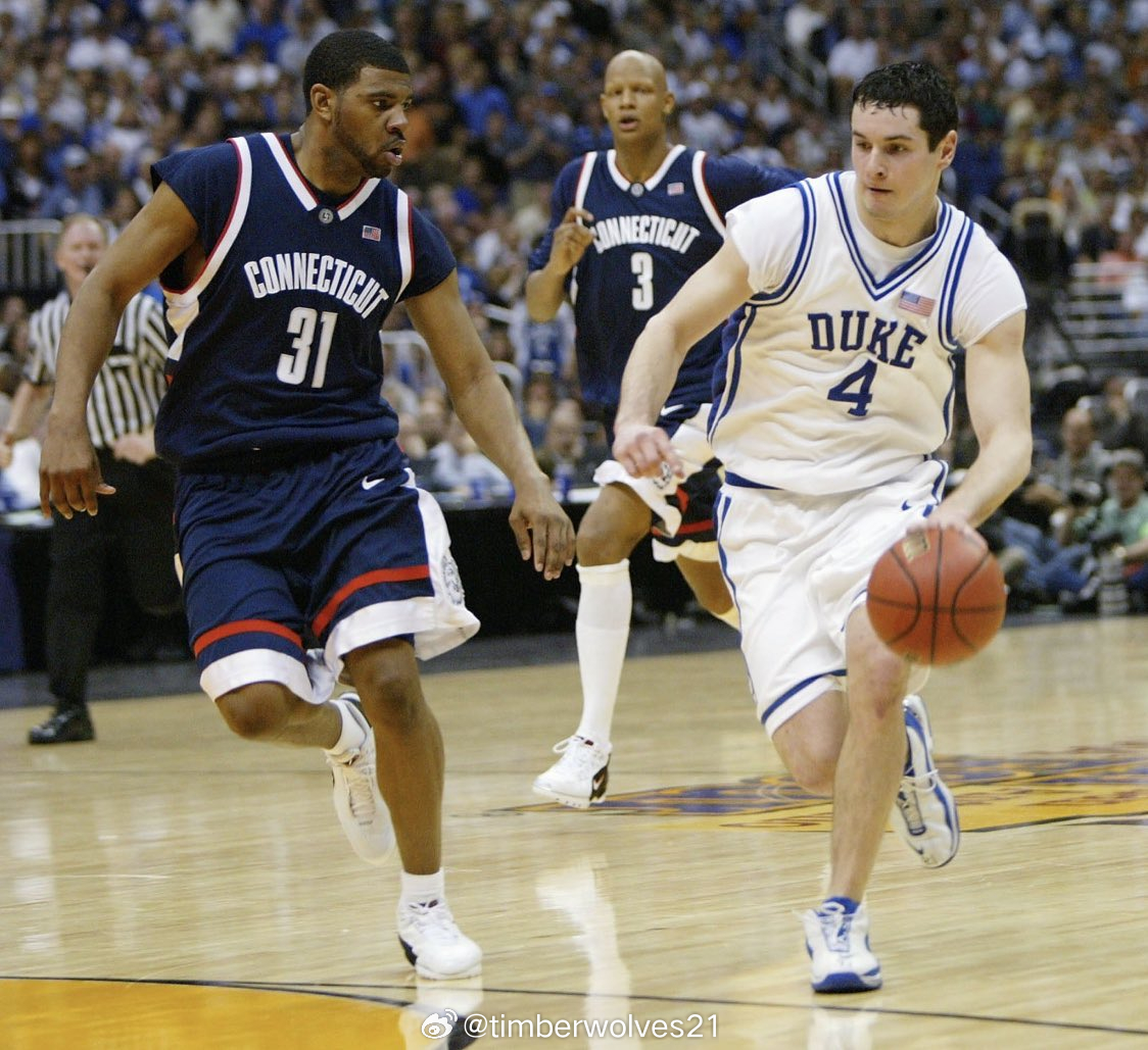 Duke vs UConn, 2004 