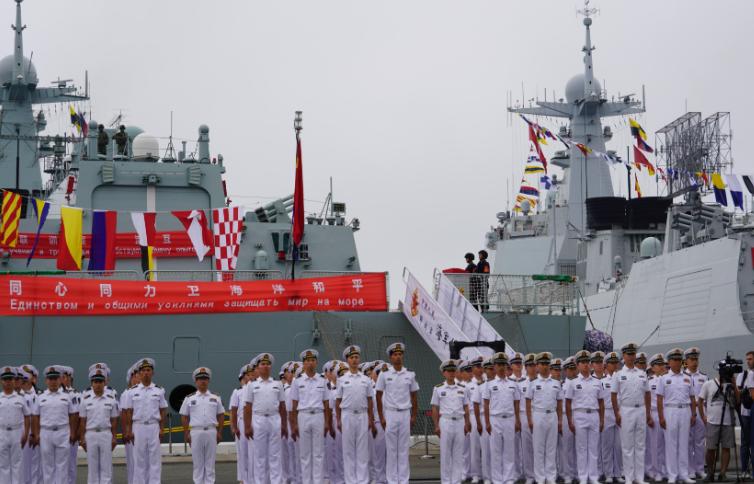 中俄海军差距悬殊，俄派出最佳阵容，不敌中国一艘护卫舰。

最近这段时间，俄罗斯太