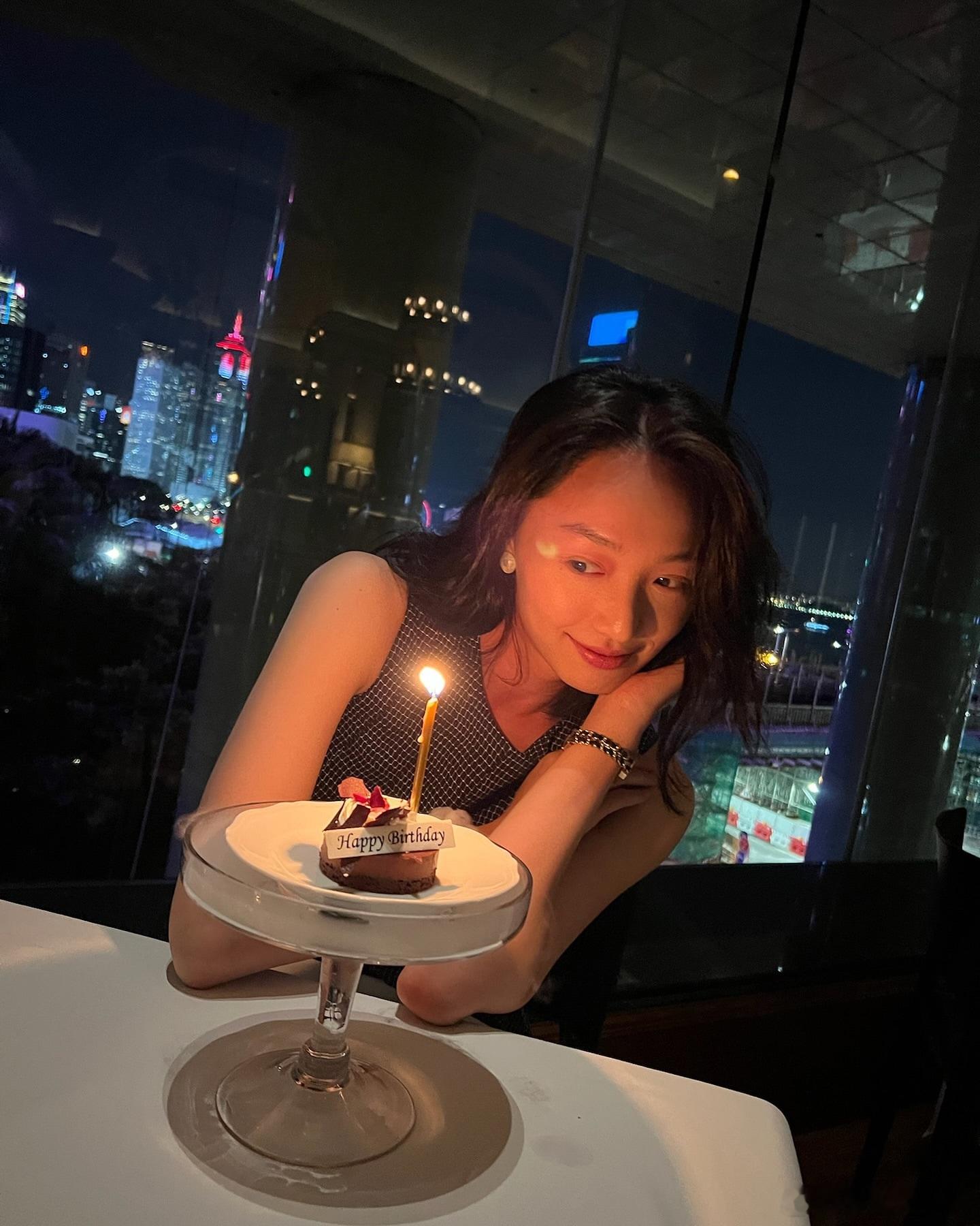 蔡思韵31岁生日照，生日快乐！[么么哒][蛋糕] ​​​