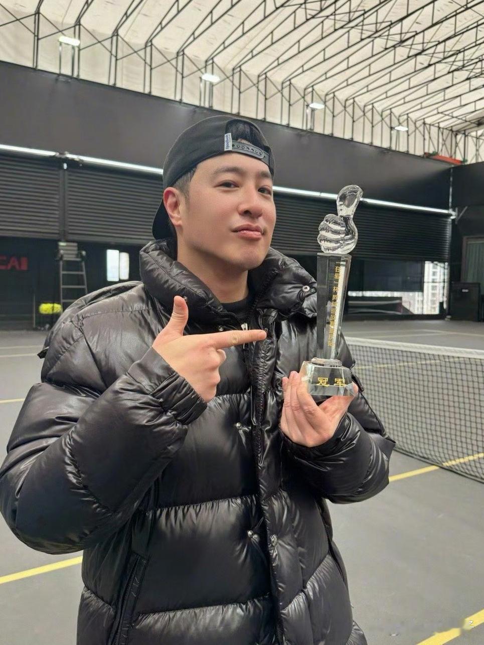 1.潘玮柏是易瘦体质，只要控制一下食欲，体重很快就能减下来，都不用过多的去运动。