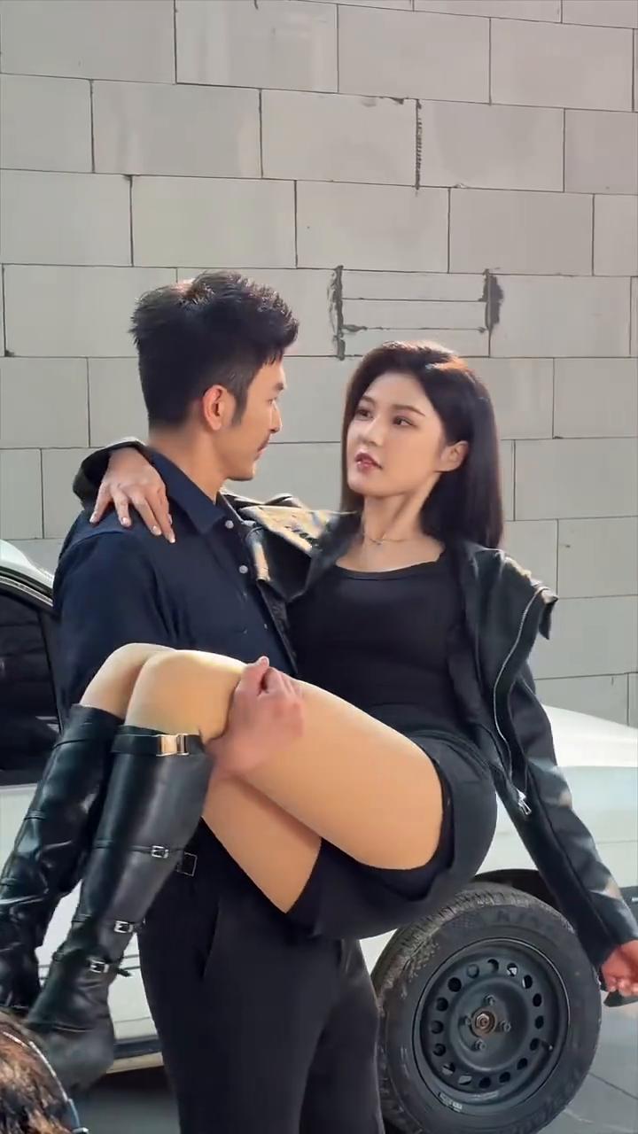 来录制，三二一走你。