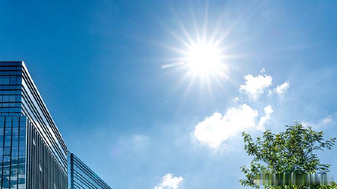 【重庆今日多地最高气温将超37℃】重庆高温橙色预警 7月30日，重庆市气象台发布