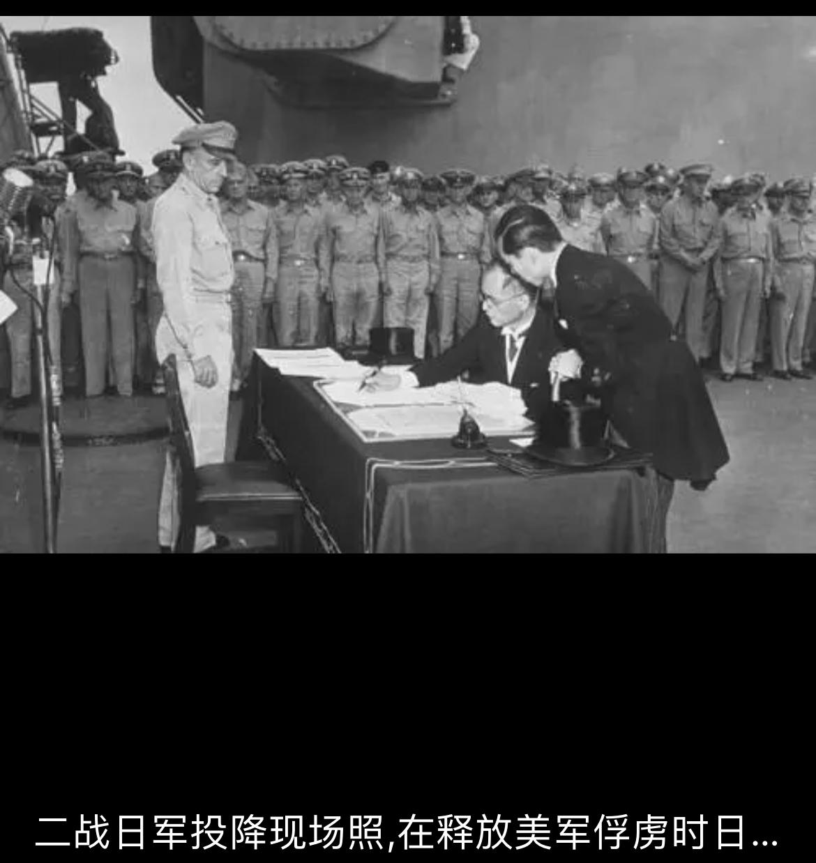 甲午战争开战前，朝廷官员分成两派，一派是主战场派，另一派是避战派。
主战派认为，