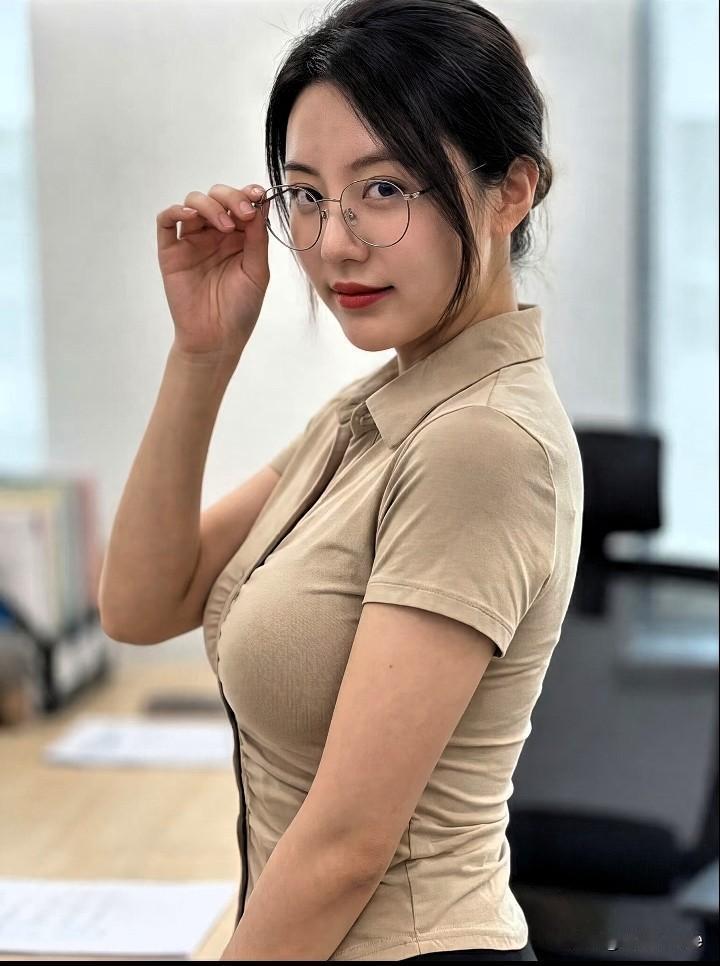 并非能力决定命运，而是抉择改变人生。
空想皆为问题，行动方是答案。原地不动，只能