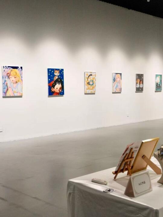 上海宝龙的一个可爱展览，居然有我的作品