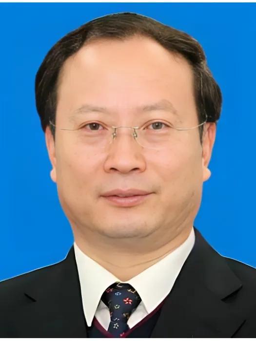 国家统计局原局长王保安奇葩的受贿事实！
你听说过受贿收两个孩子的吗？这事儿听着新