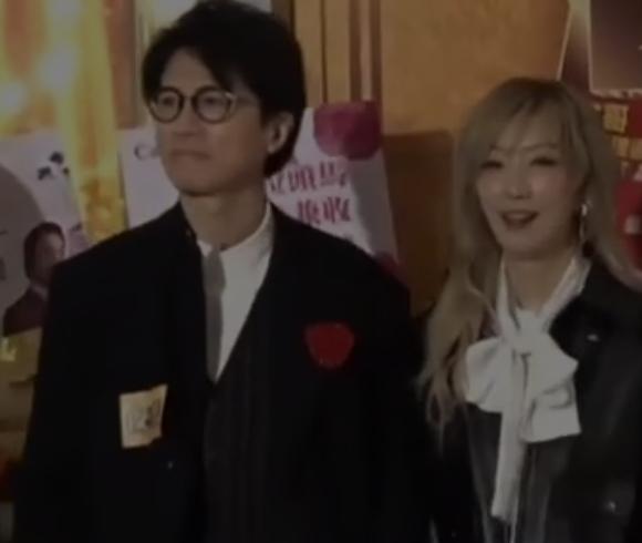 2026年1月24日，郑秀文与黄子华携手出席新片《夜王》的“东日俱乐部开张”主题