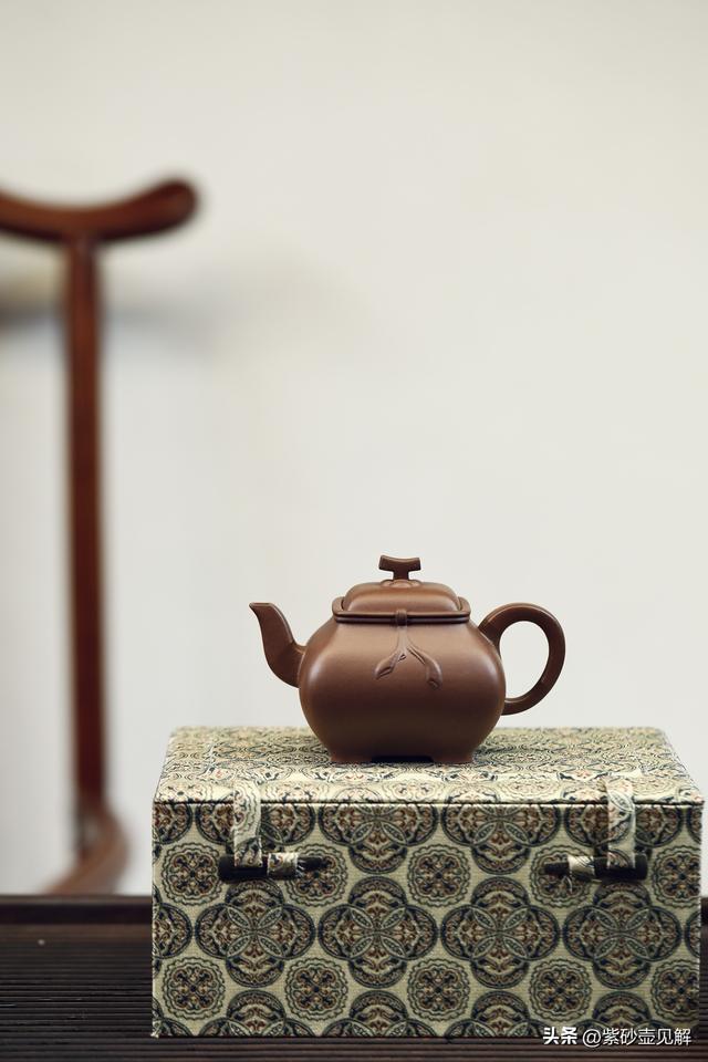 为什么我建议不要用紫砂壶泡花茶，真的糟蹋了
我至今还记得，朋友第一次来我家做客，